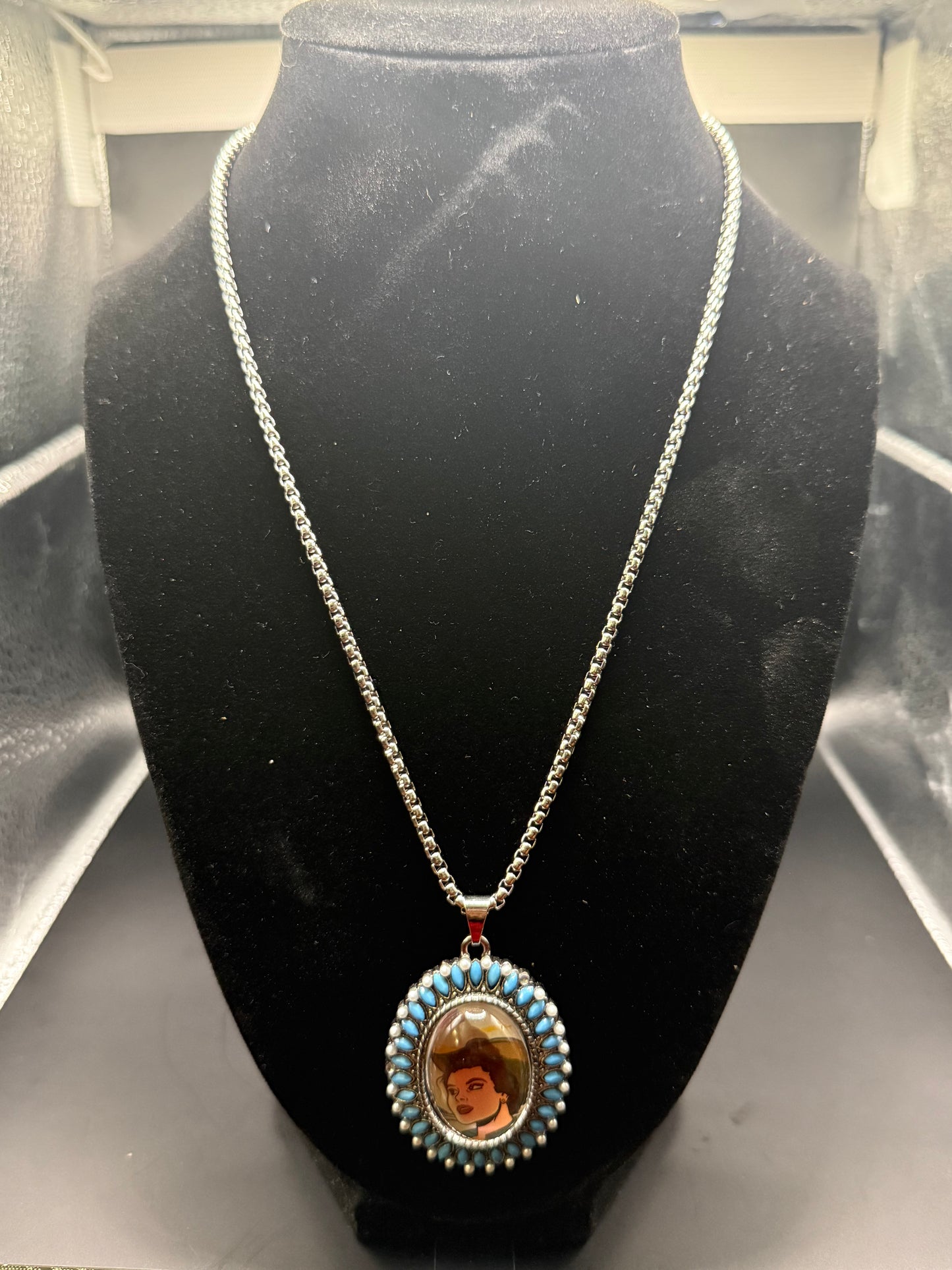 Western Cowgirl Necklace